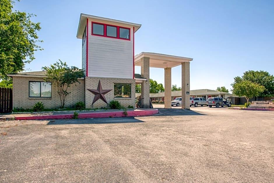 Oyo Hotel San Antonio Near At&T Center Ngoại thất bức ảnh