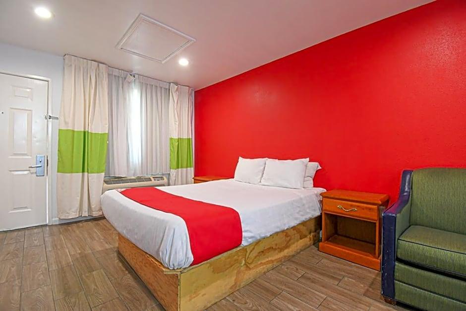 Oyo Hotel San Antonio Near At&T Center Ngoại thất bức ảnh