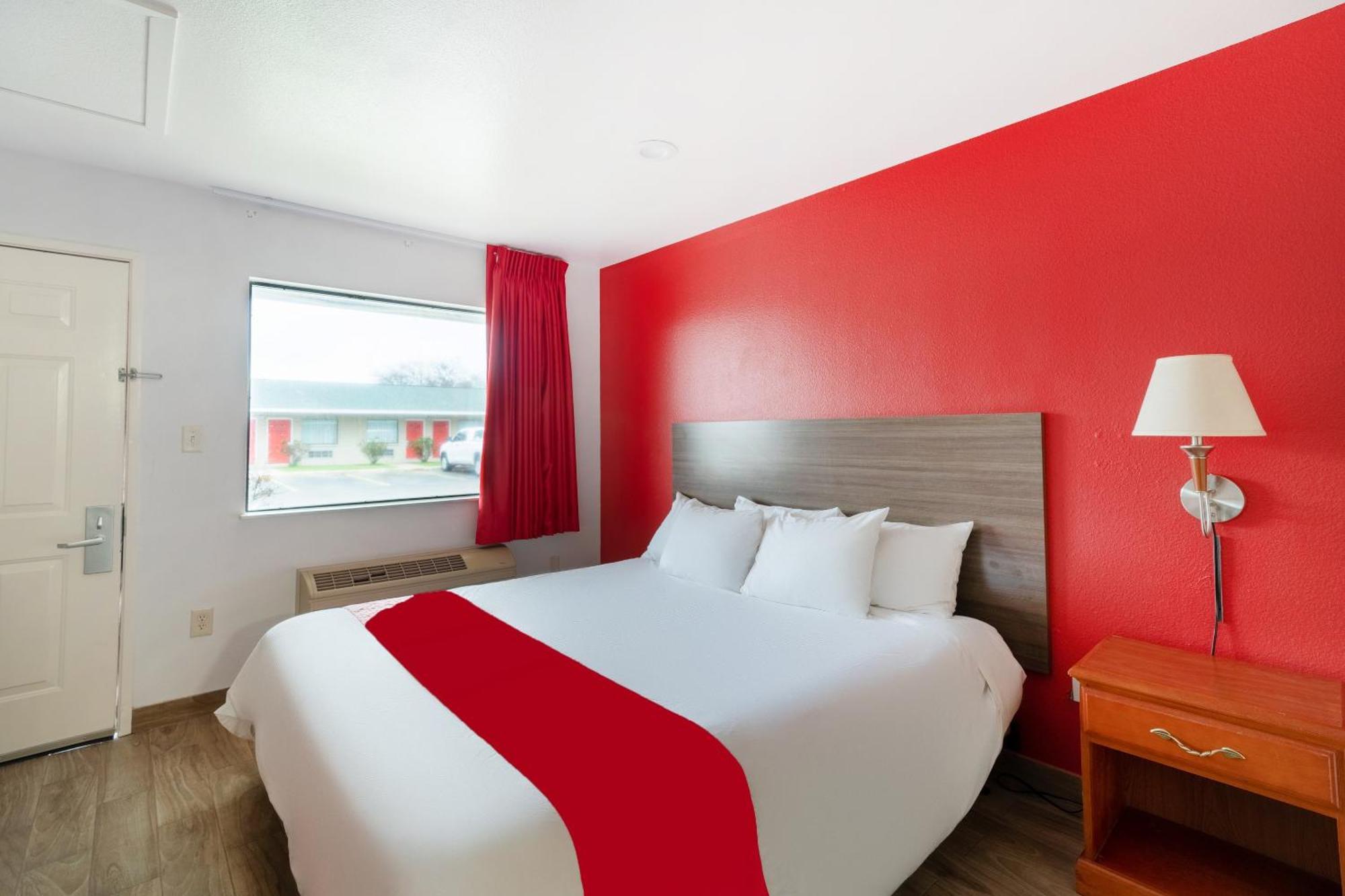 Oyo Hotel San Antonio Near At&T Center Ngoại thất bức ảnh