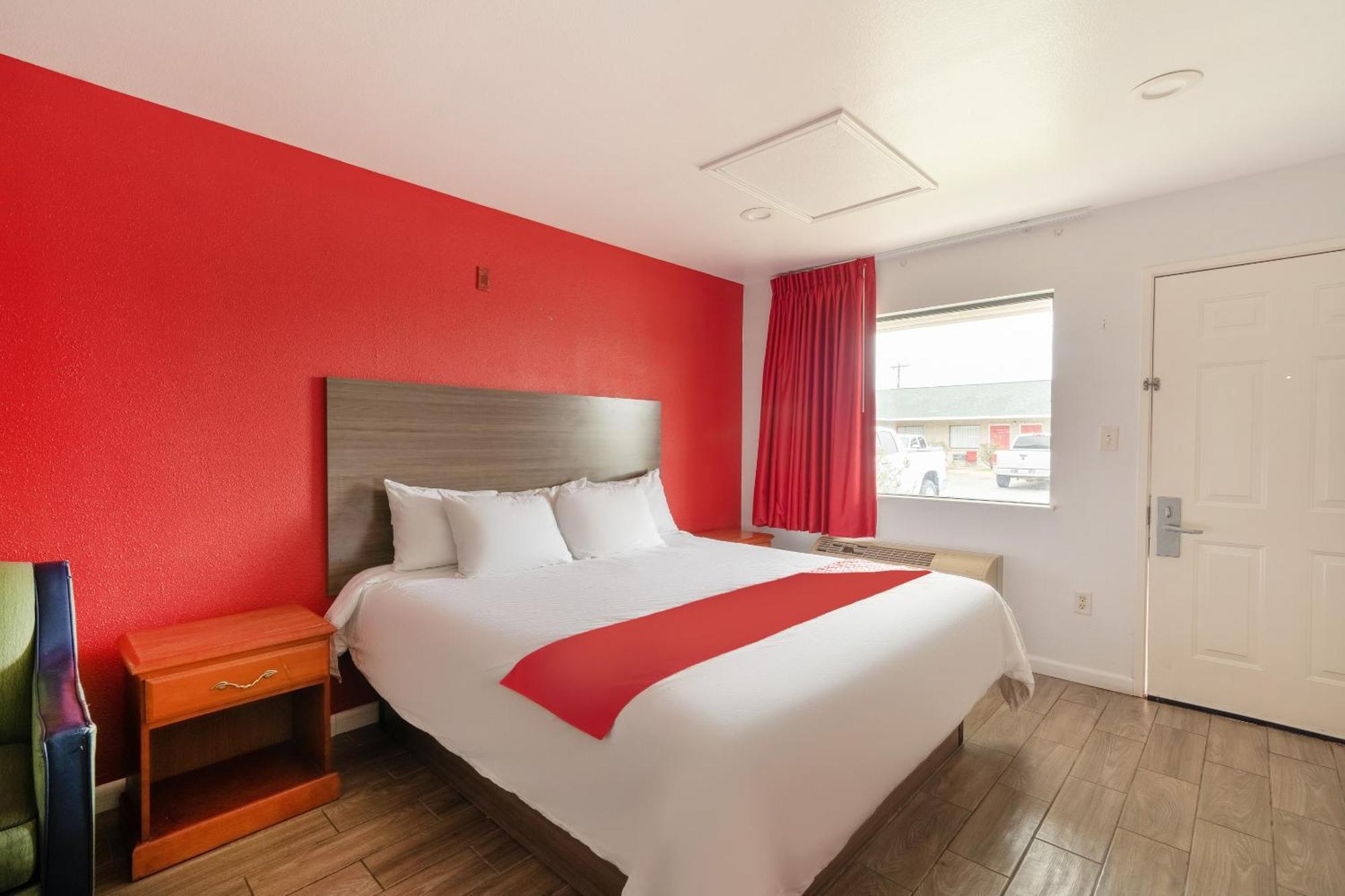 Oyo Hotel San Antonio Near At&T Center Ngoại thất bức ảnh